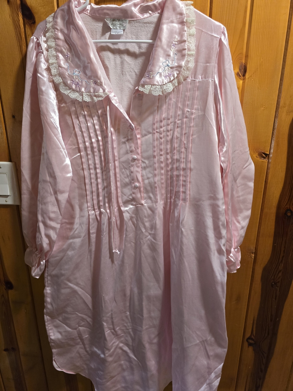 Jaclyn Smith Pink Satin Nightgown with Embroidered Collar Vintage Grandmacore